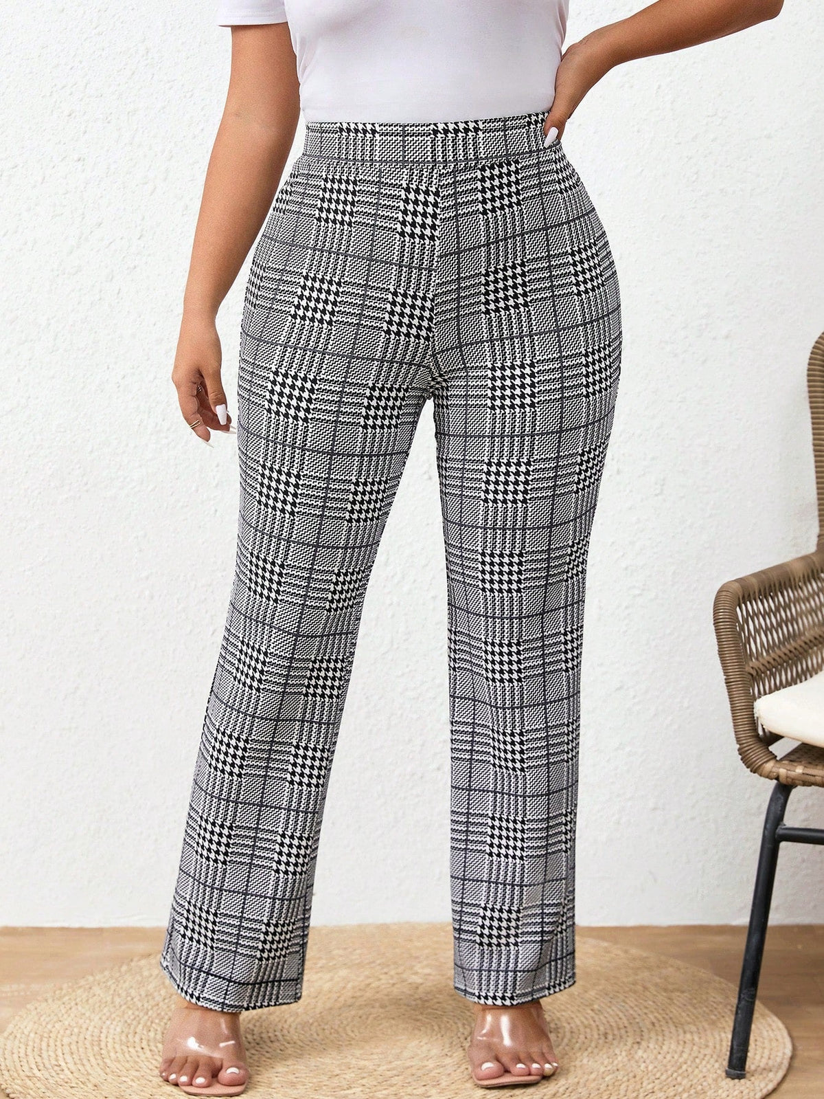 Pantaloni lunghi a quadretti eleganti a vita alta con leggera svasatura, slim fit e taglie comode