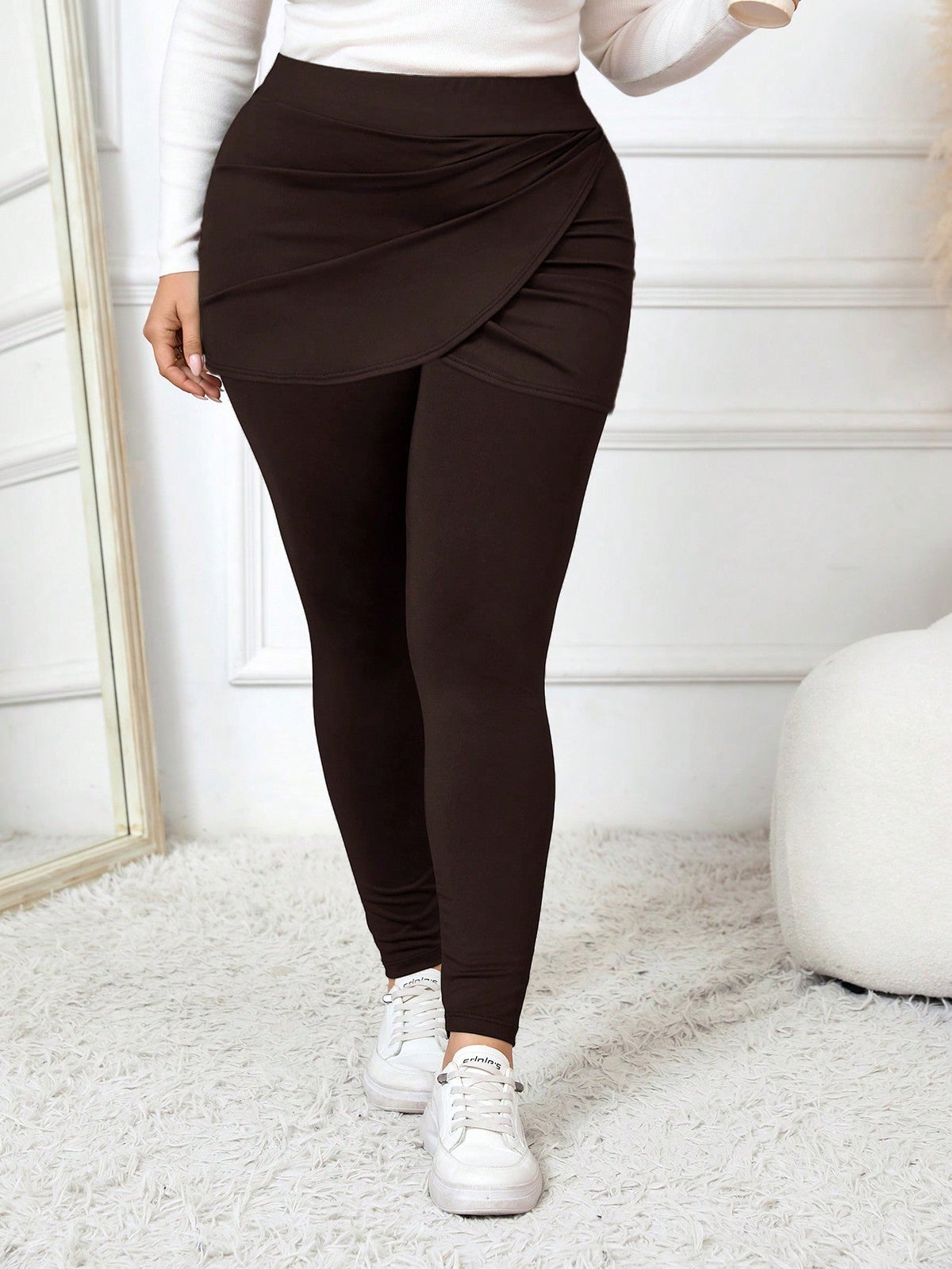 Leggings attillati da yoga per attivitˆ all'aperto, stile con arricciature, per donne taglia comoda