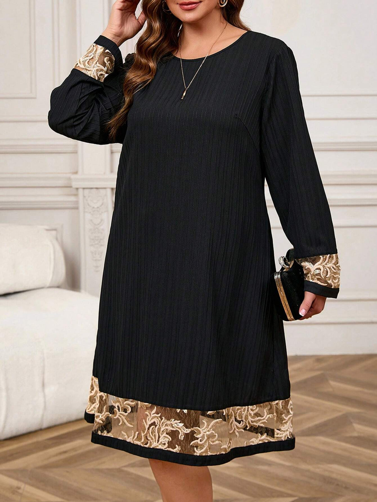 Abiti invernali taglie forti per donna, abiti natalizi da donna, abiti invernali da donna, abiti da donna in autunno realizzati con patchwork, ricamo e polsini in in rete, modello dritto e morbido