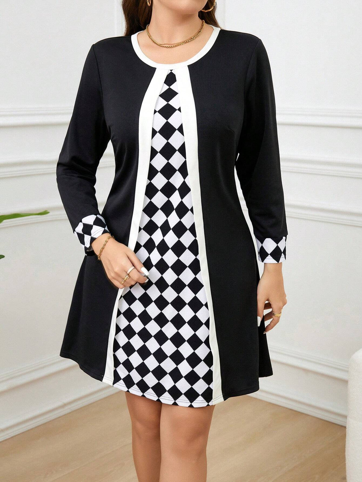 Abito lungo casual a patchwork con stampa a diamanti, taglia comode, per l'autunno