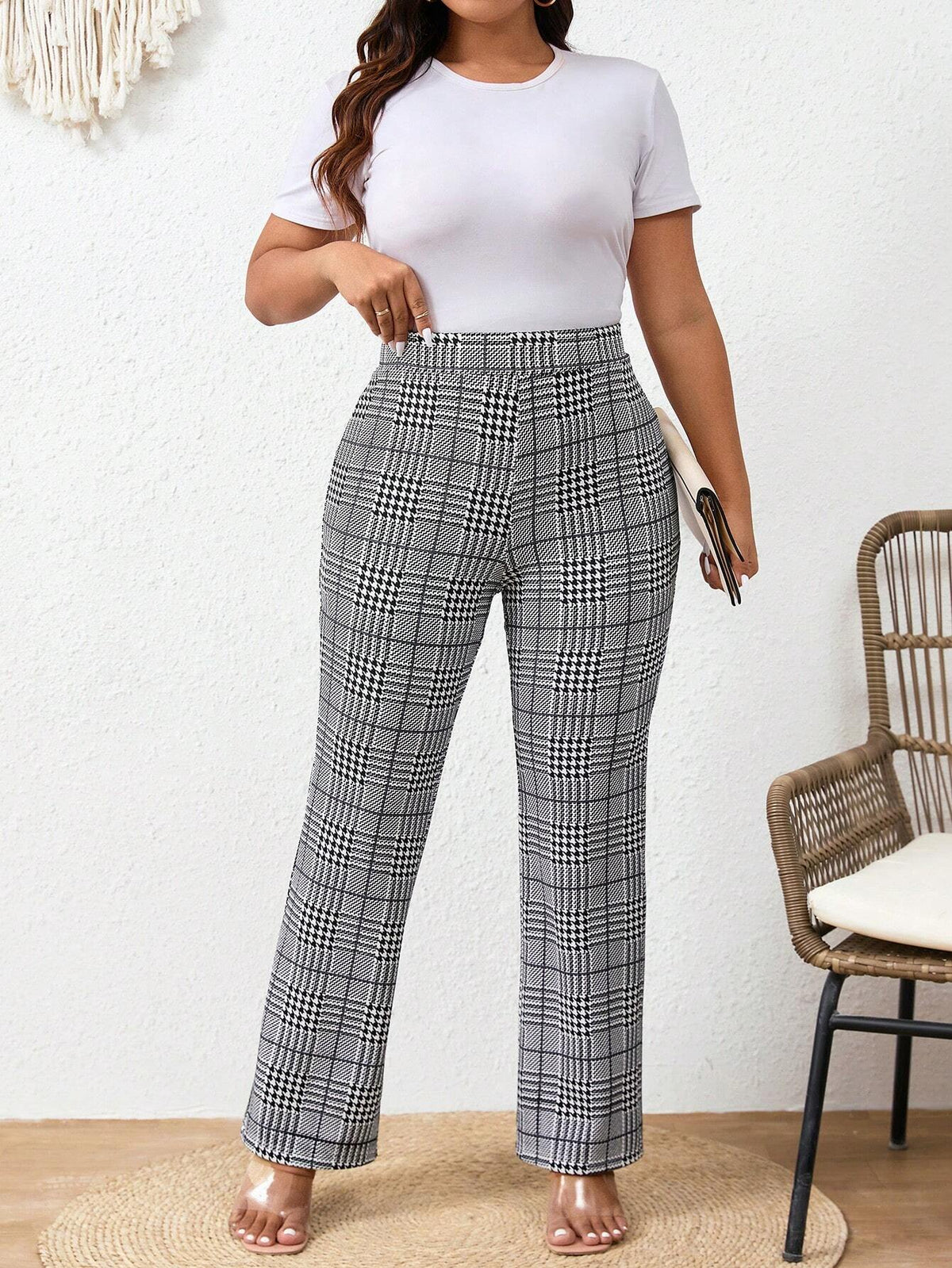 Pantaloni lunghi a quadretti eleganti a vita alta con leggera svasatura, slim fit e taglie comode