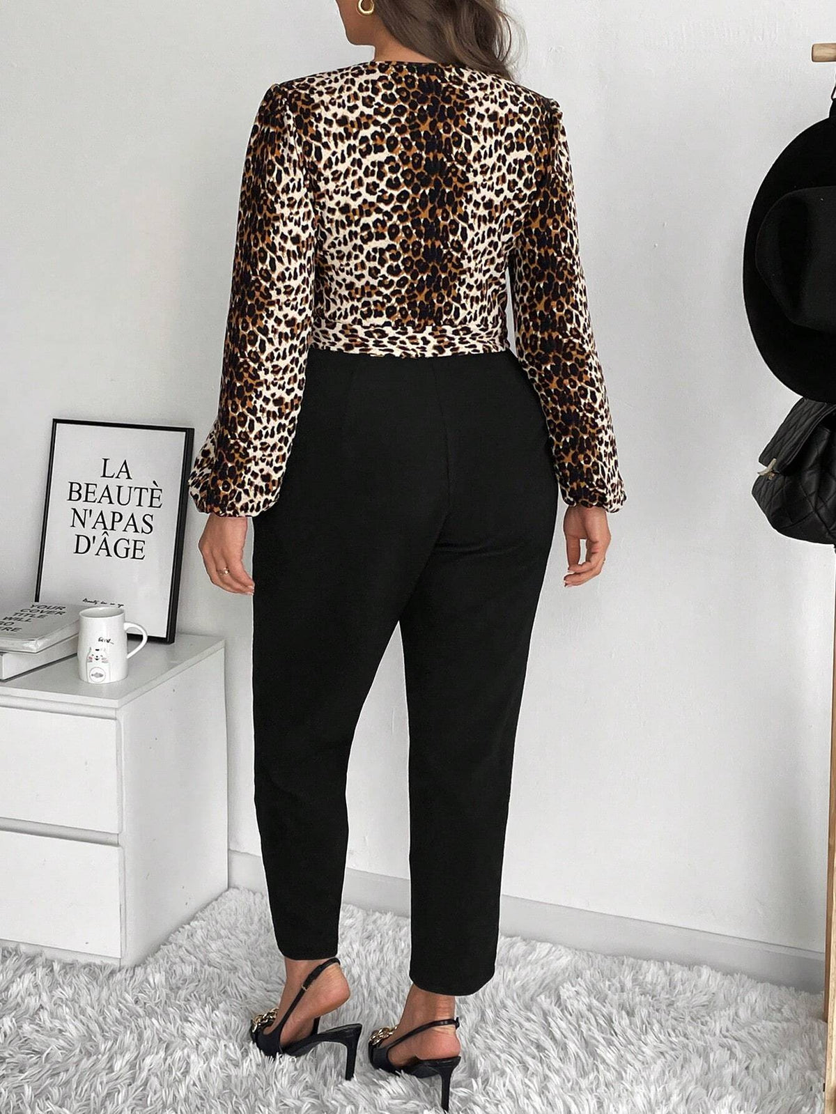 Taglia comode Donne Elegante Tuta con stampa leopardata, maniche a lanterna, nodo frontale e vita regolabile, adatta per primavera/autunno